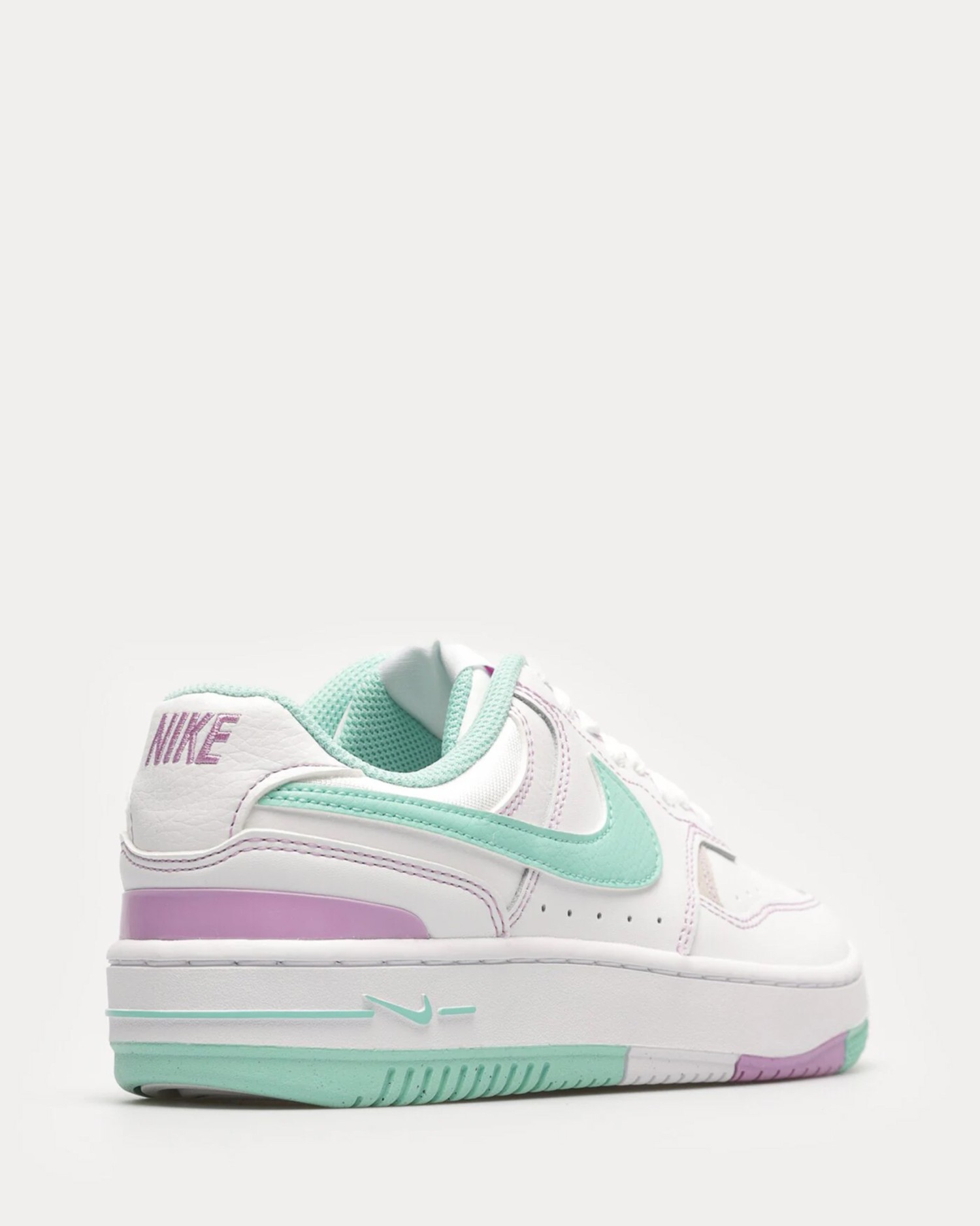 Кроссовки женские Nike NIKE GAMMA FORCE белые FN7109-100 изображение 6