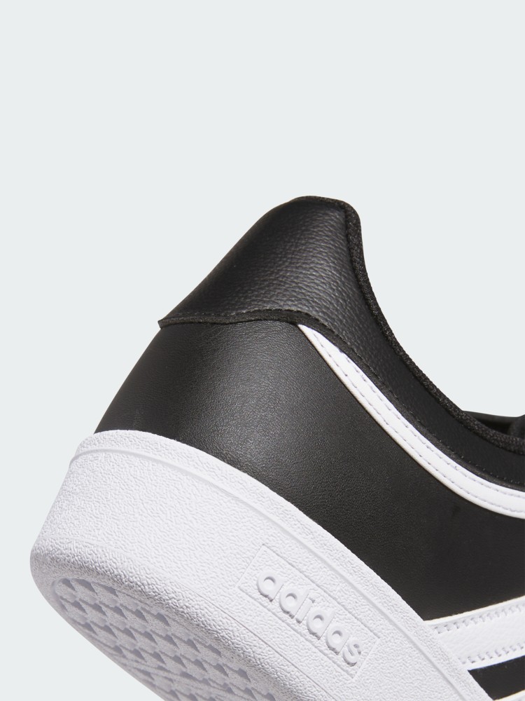 Кросівки чоловічі Adidas HOOPS 4.0 чорні JQ9988 изображение 7