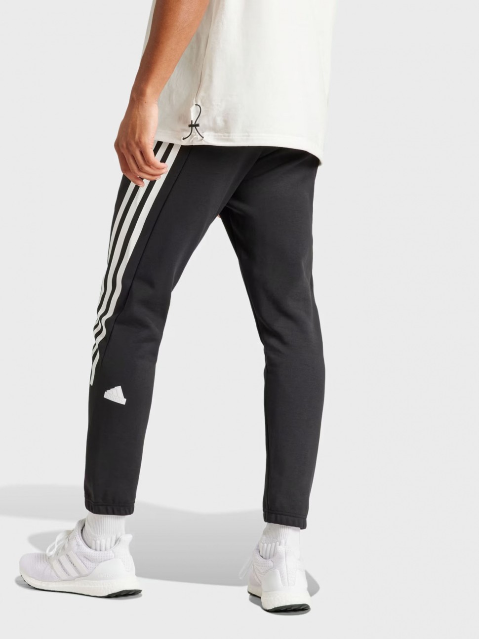 Штани чоловічі Adidas M FI 3S PT чорні IN3310 — фото 3