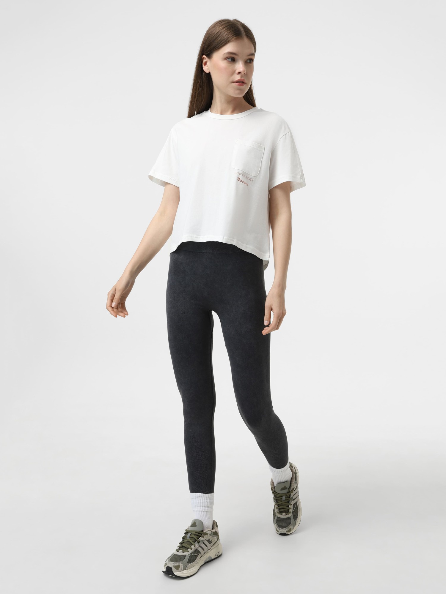 Футболка женская Radder Louise молочная 442493-121 изображение 4