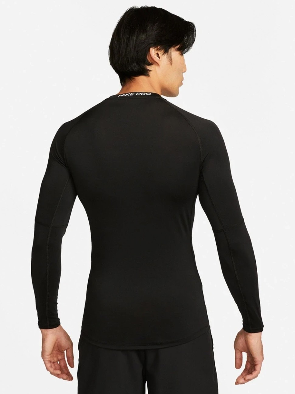 Футболка чоловіча Nike M NP DF TIGHT TOP LS чорна FB7919-010 — фото 3
