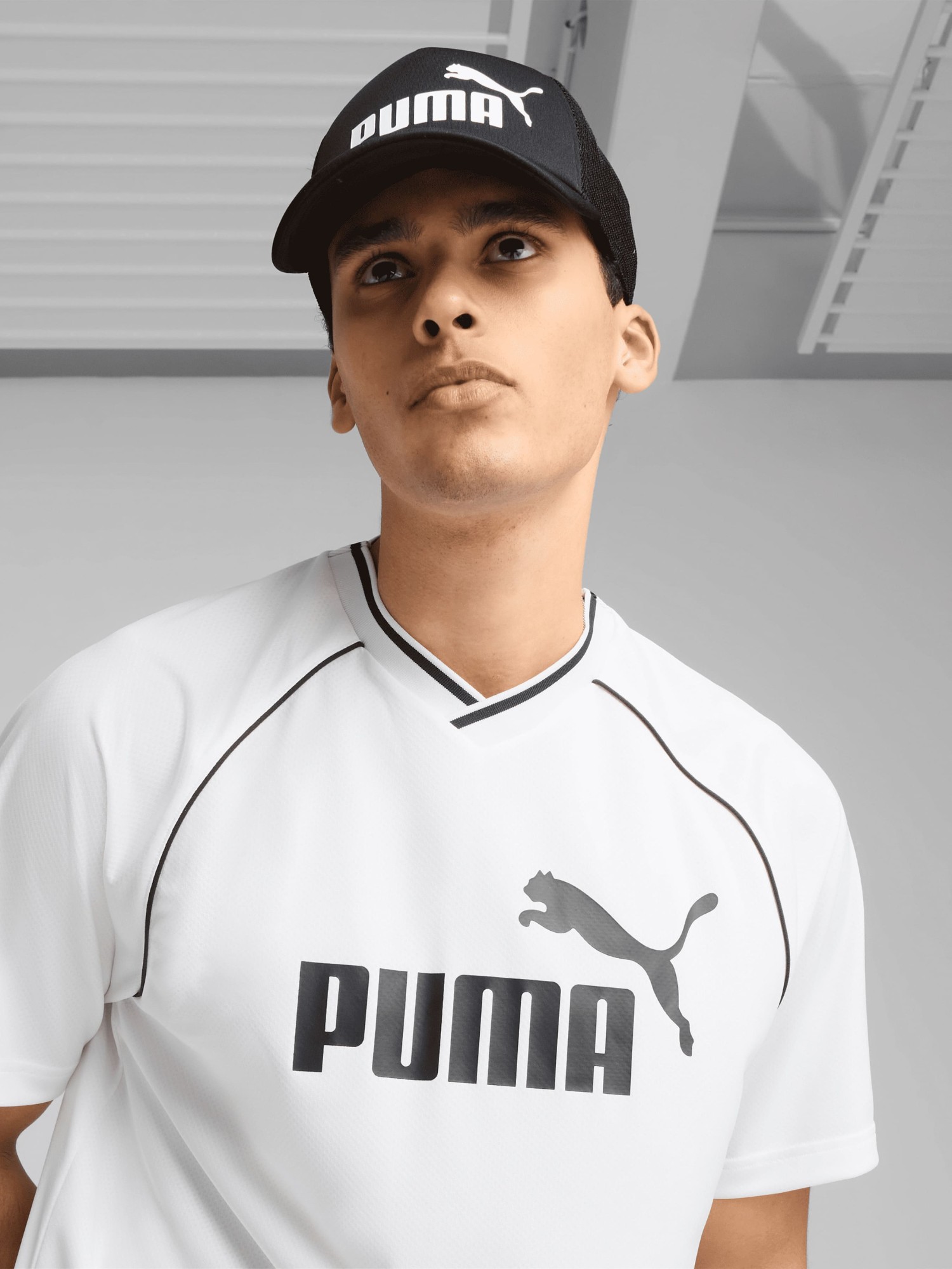 Бейсболка  Puma ESS NO. 1 LOGO Trucker Cap черная 02598601 изображение 4