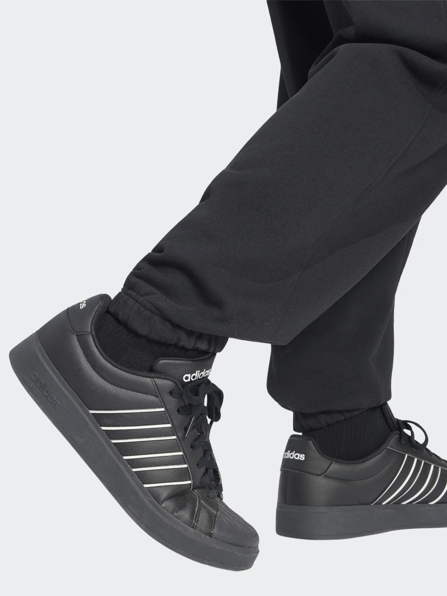 Брюки мужские Adidas M AK SL R CF PT черные KW2288 изображение 5