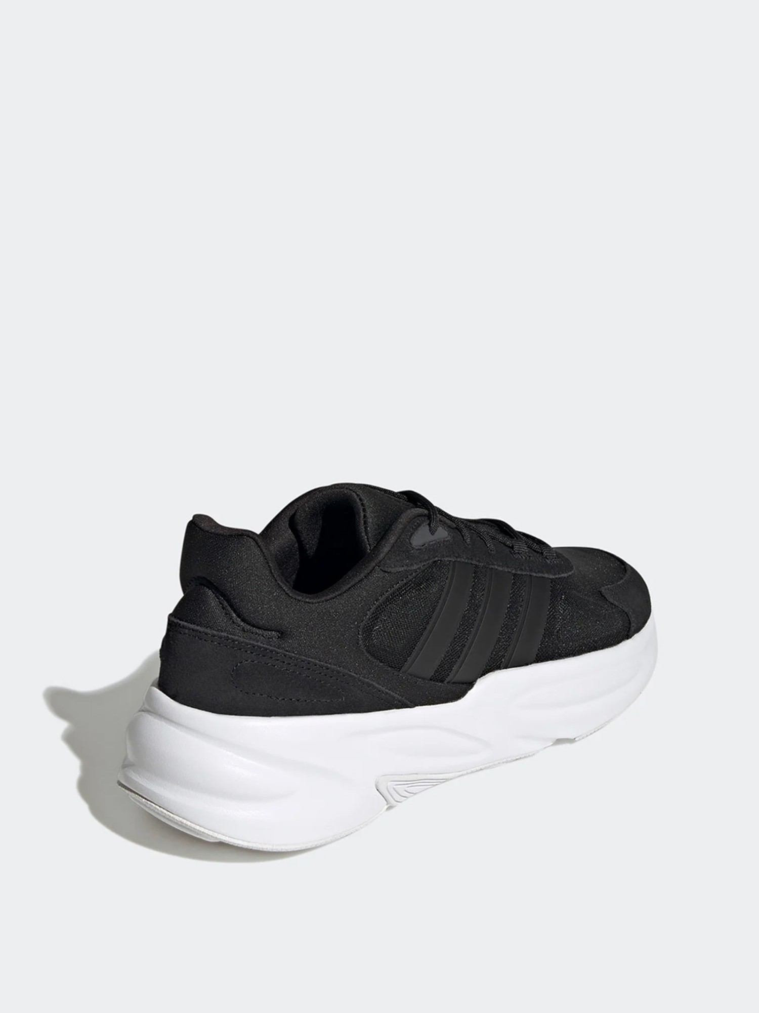 Кросівки чоловічі Adidas OZELLE чорні GX6763 изображение 4
