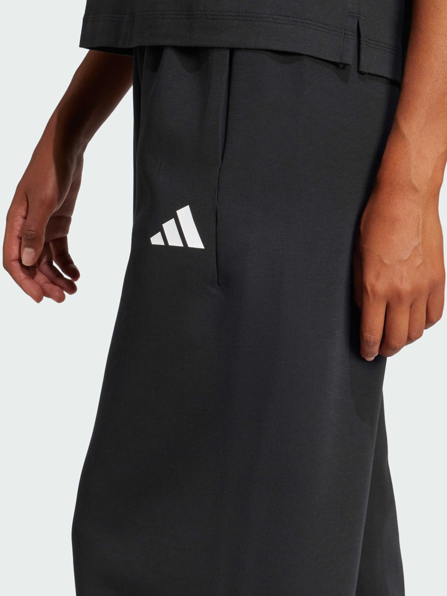 Брюки женские Adidas W FI 3S OH PT черные JE0150 изображение 5