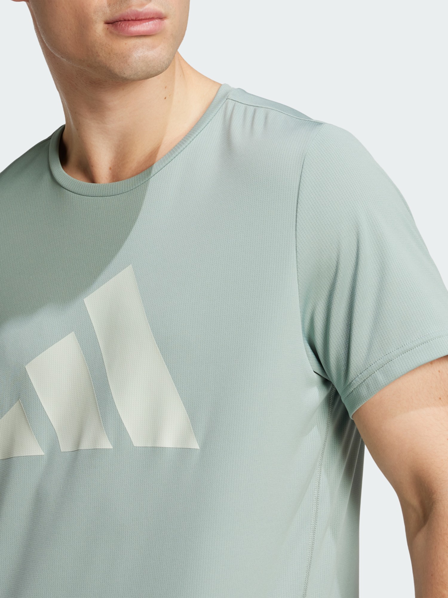 Футболка мужская Adidas RUN IT TEE зеленая JD2324 изображение 4