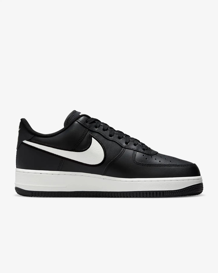 Кросівки чоловічі Nike NIKE AIR FORCE 1 07 чорні FN7804-001 изображение 3