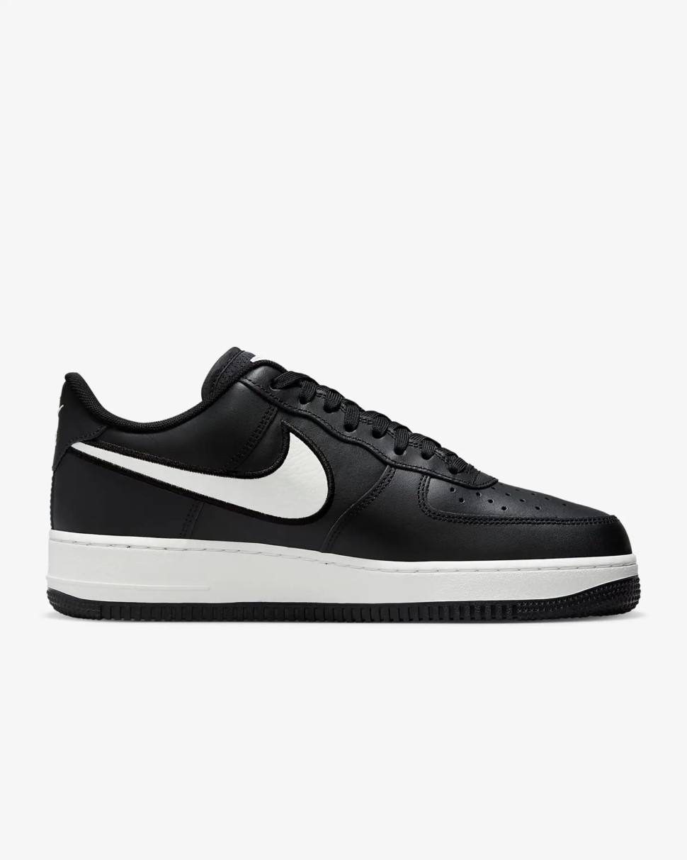 Кросівки чоловічі Nike NIKE AIR FORCE 1 07 чорні FN7804-001 — фото 3