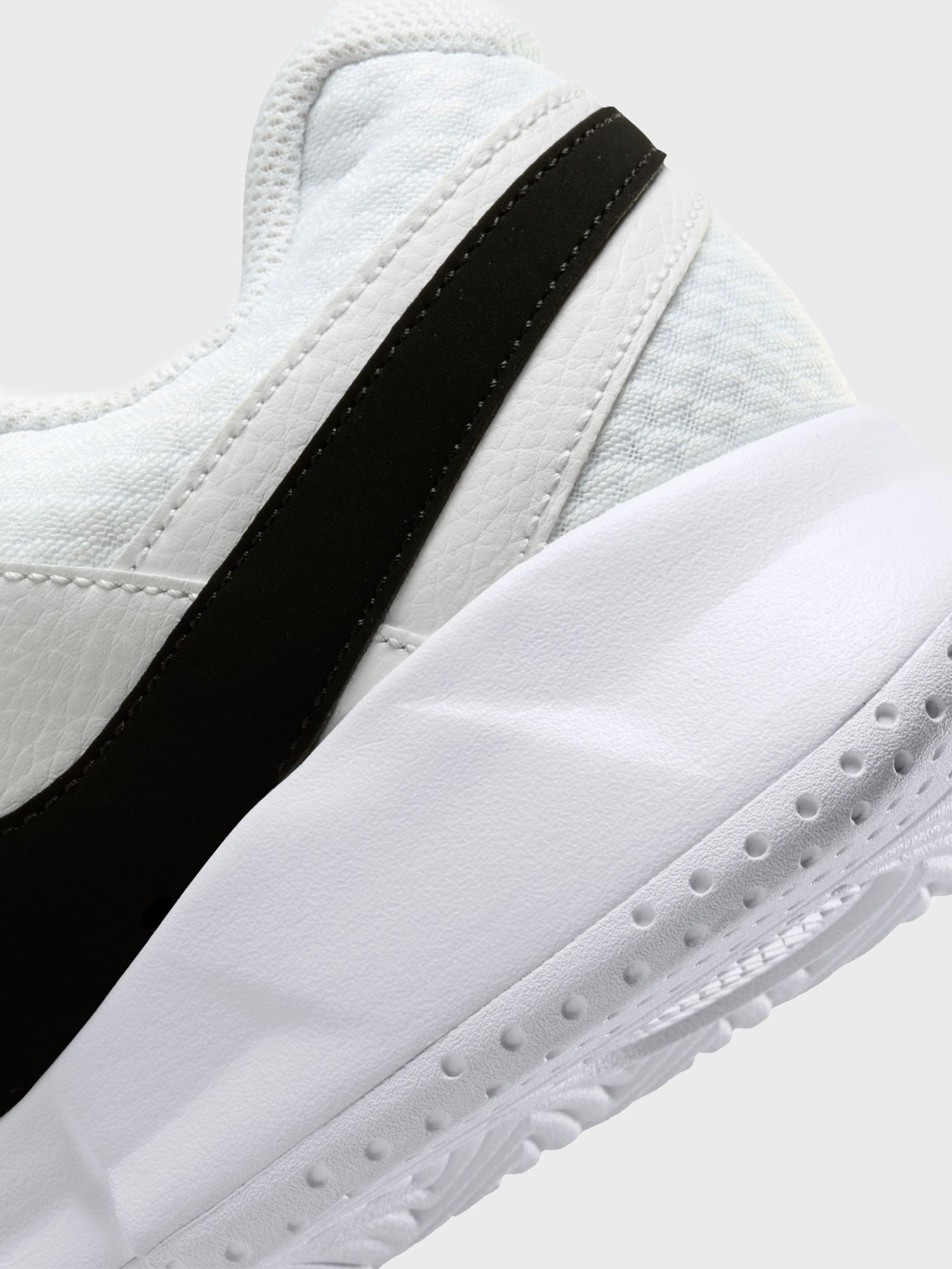 Кросівки чоловічі Nike M COURT LITE 4 HC білі FD6574-100 изображение 5