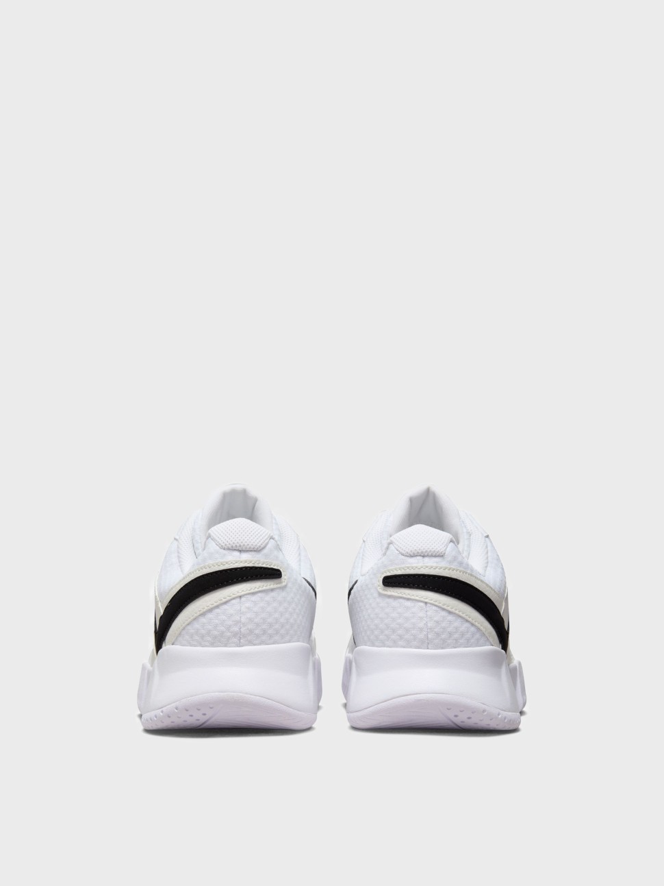 Кроссовки мужские Nike M COURT LITE 4 HC белые FD6574-100 — фото 7 — Sport City Кроссовки мужские Nike M COURT LITE 4 HC белые FD6574-100 — фото 7