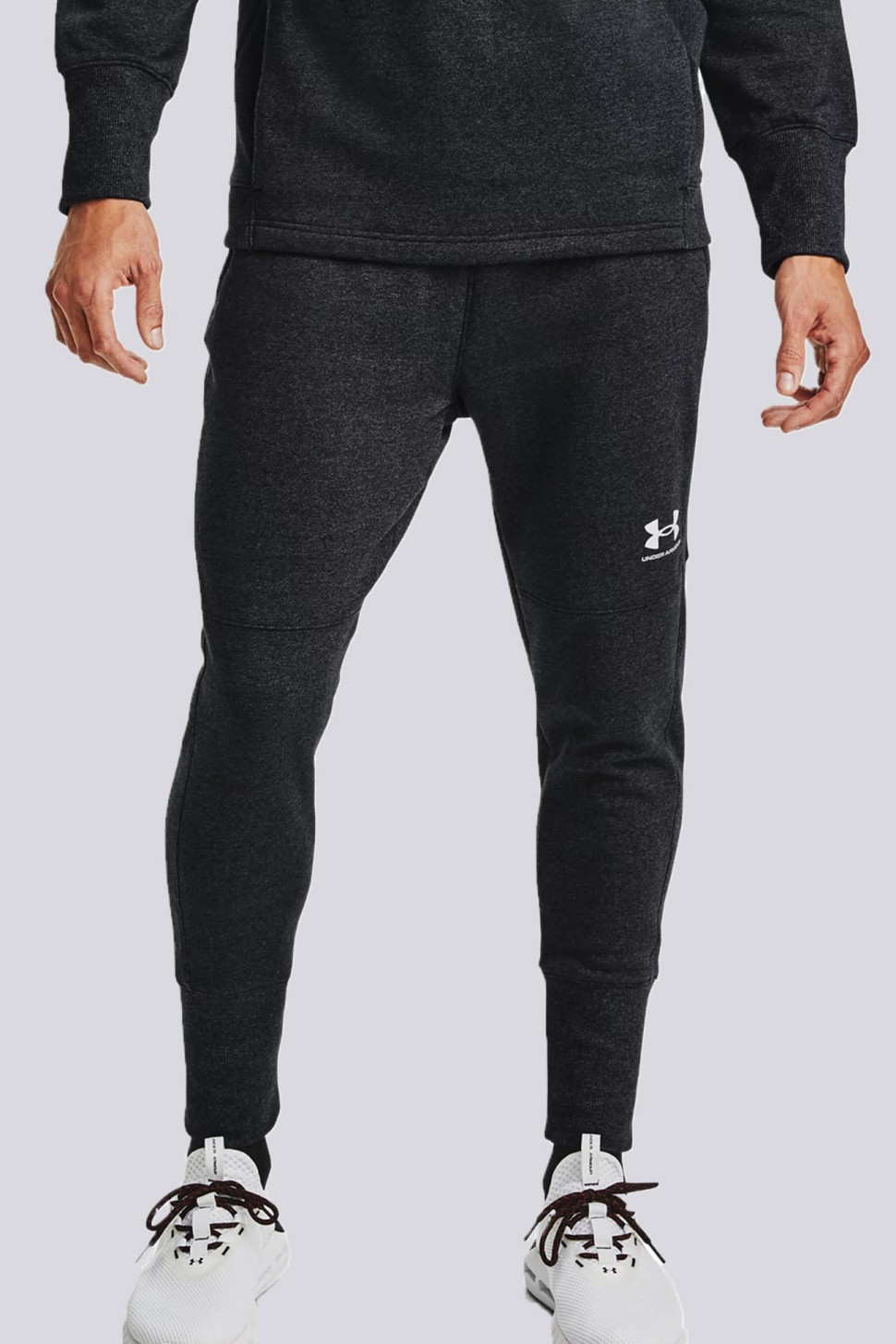Брюки мужские Under Armour Accelerate Off-Pitch Jogger черные 1356770-002 — фото 2 — Sport City Брюки мужские Under Armour Accelerate Off-Pitch Jogger черные 1356770-002 — фото 2