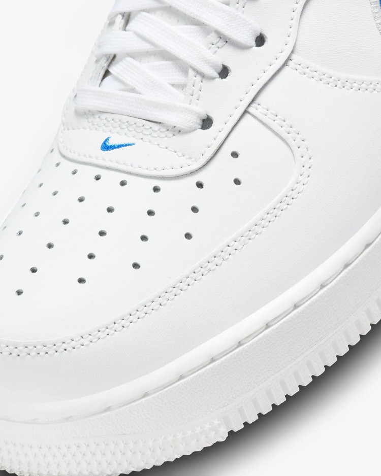 Кроссовки мужские Nike NIKE AIR FORCE 1 07 бежевые FN7804-100 изображение 7