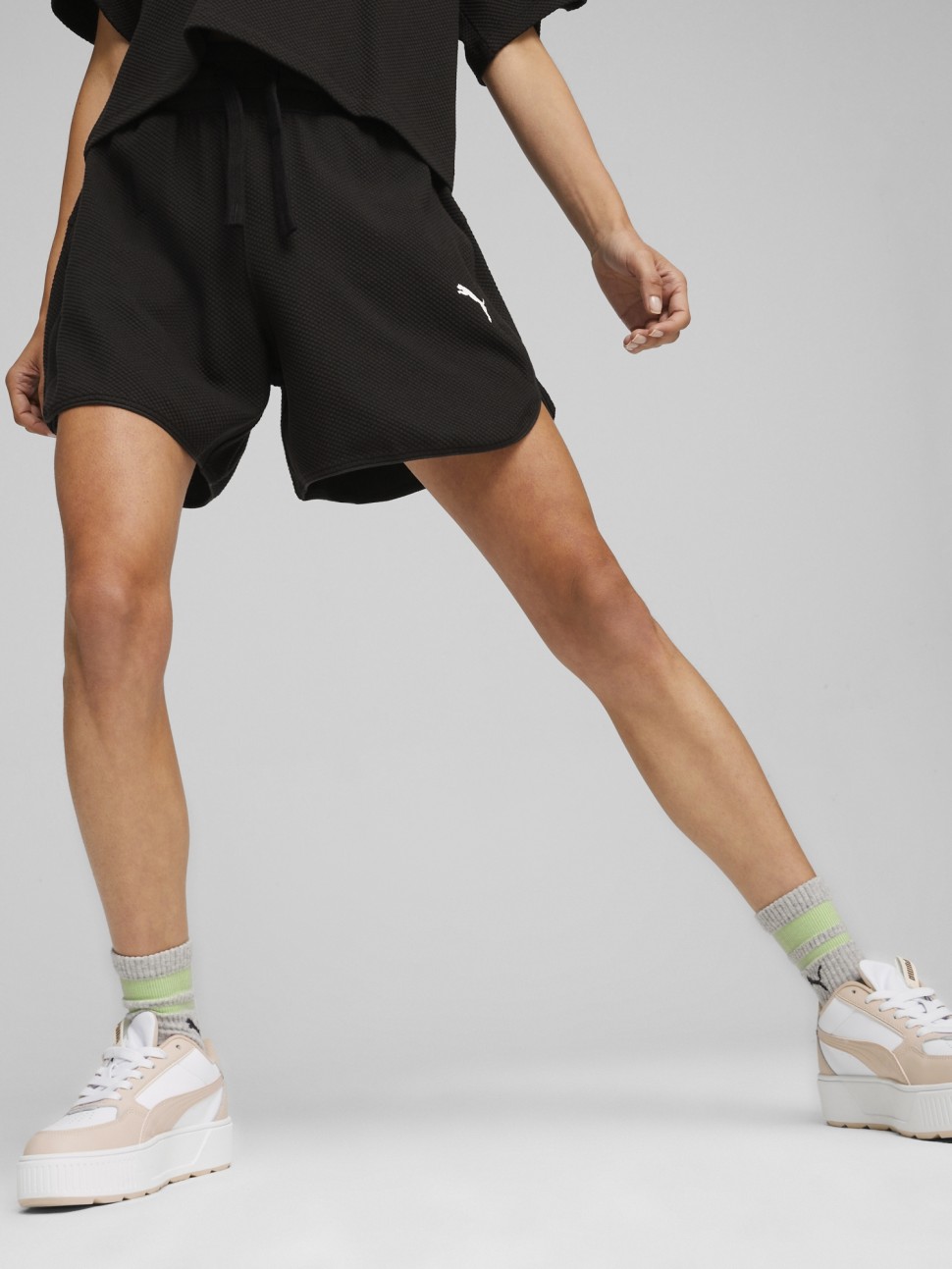 Шорти жіночі Puma HER 5" Shorts чорні 67870101 — фото 2