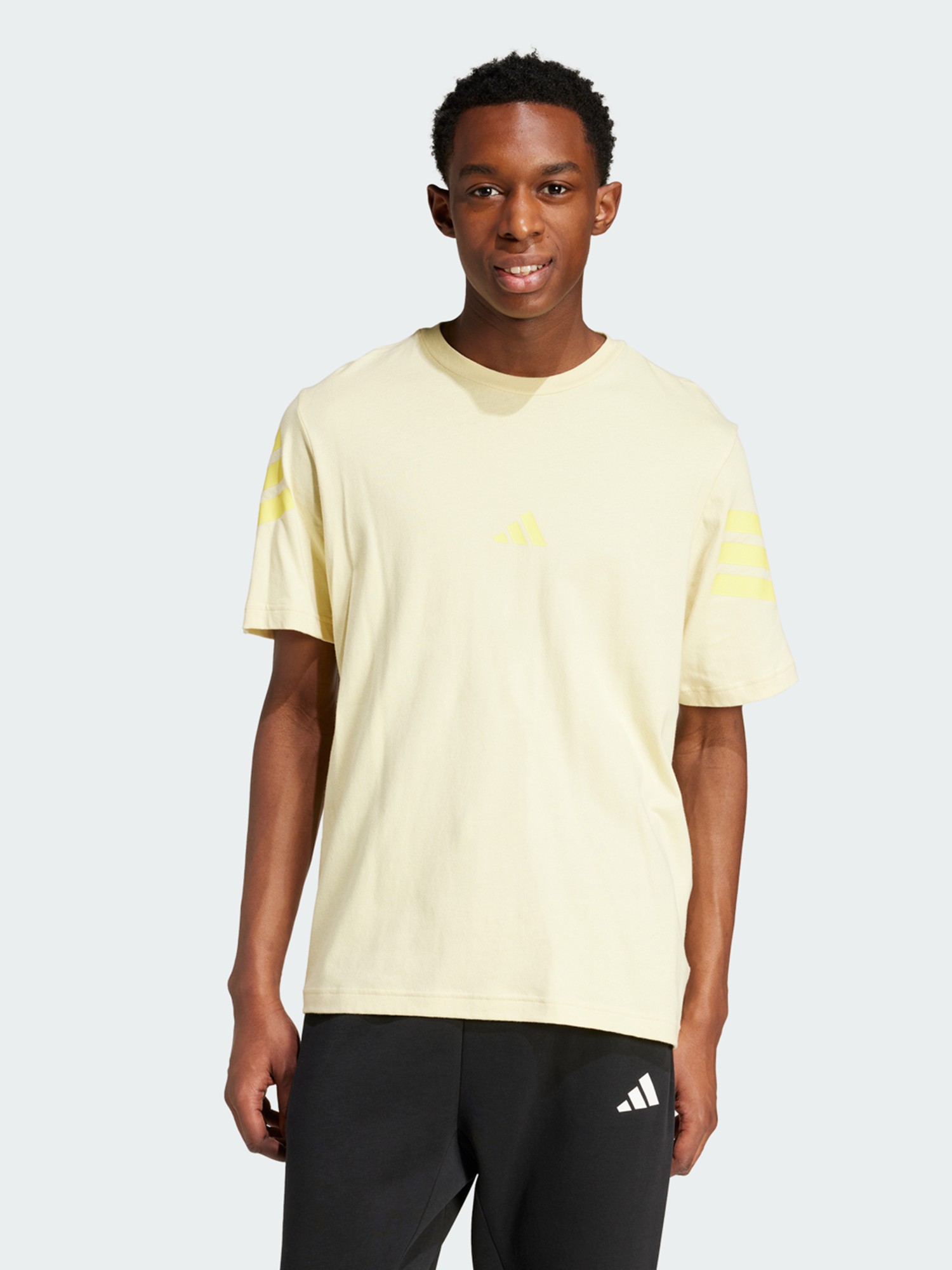 Футболка мужская Adidas M FI 3S REG T желтая JD4871 изображение 2