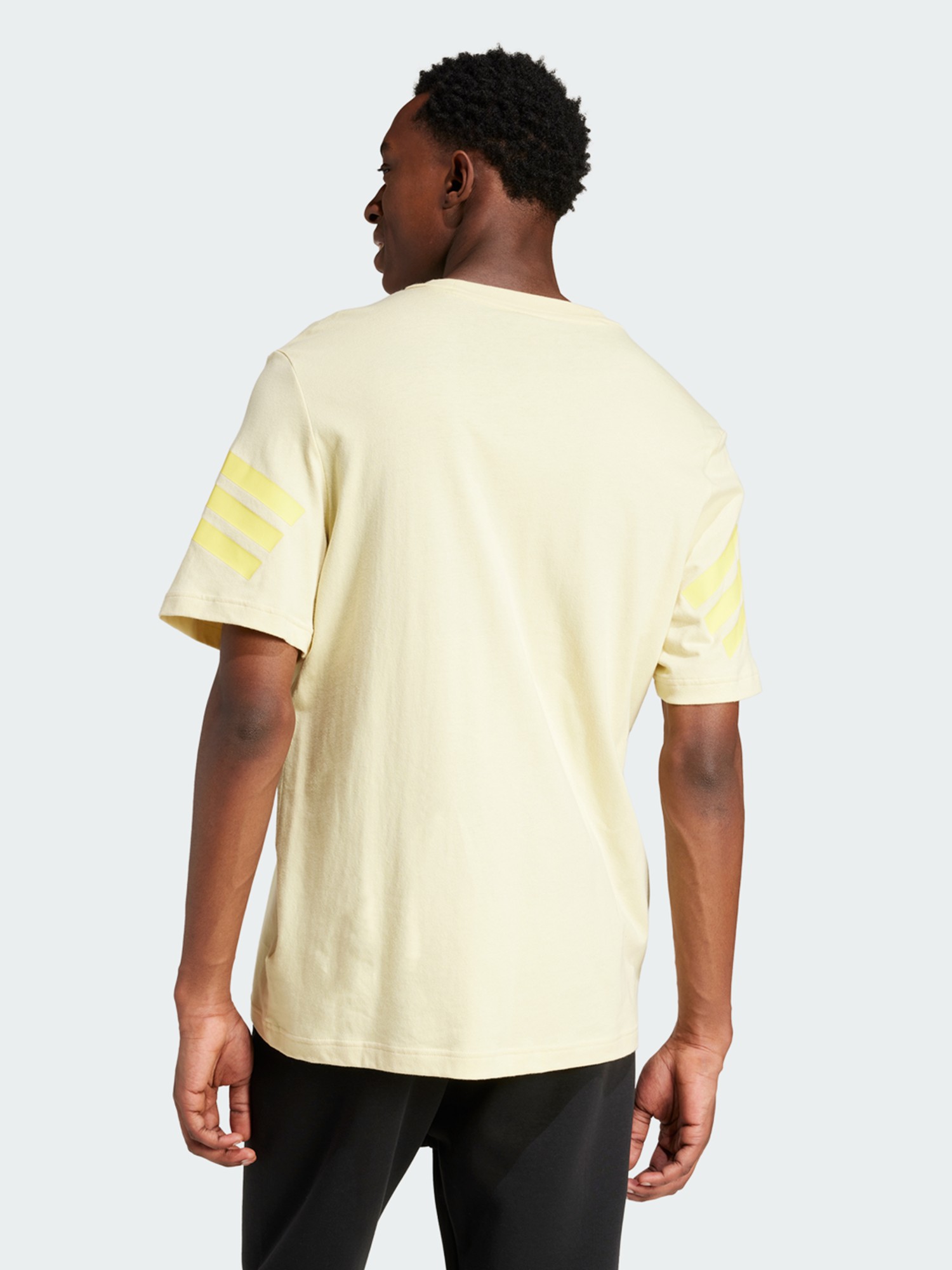 Футболка мужская Adidas M FI 3S REG T желтая JD4871 изображение 3