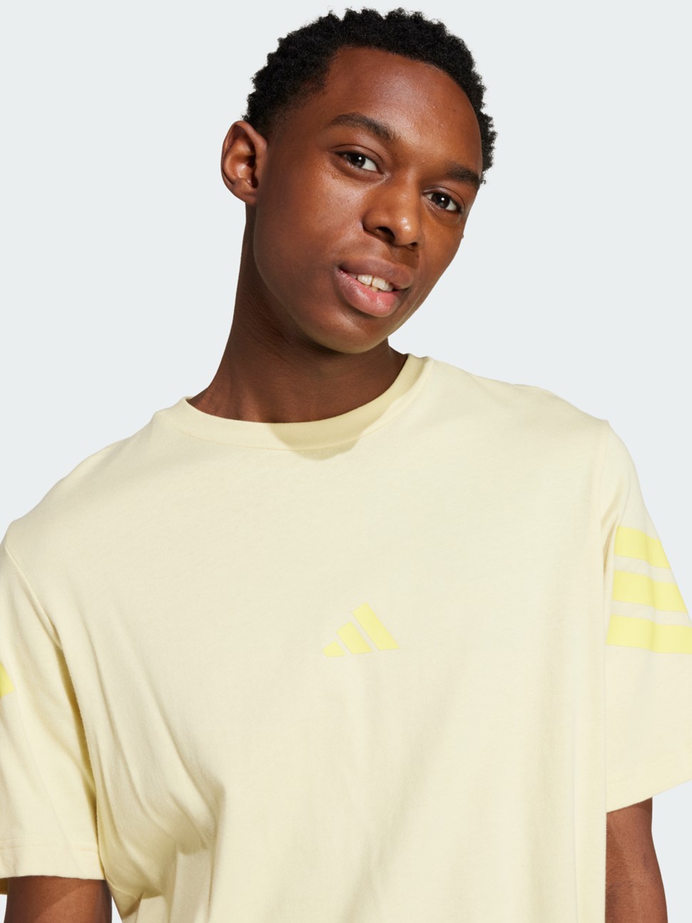 Футболка мужская Adidas M FI 3S REG T желтая JD4871 — фото 5
