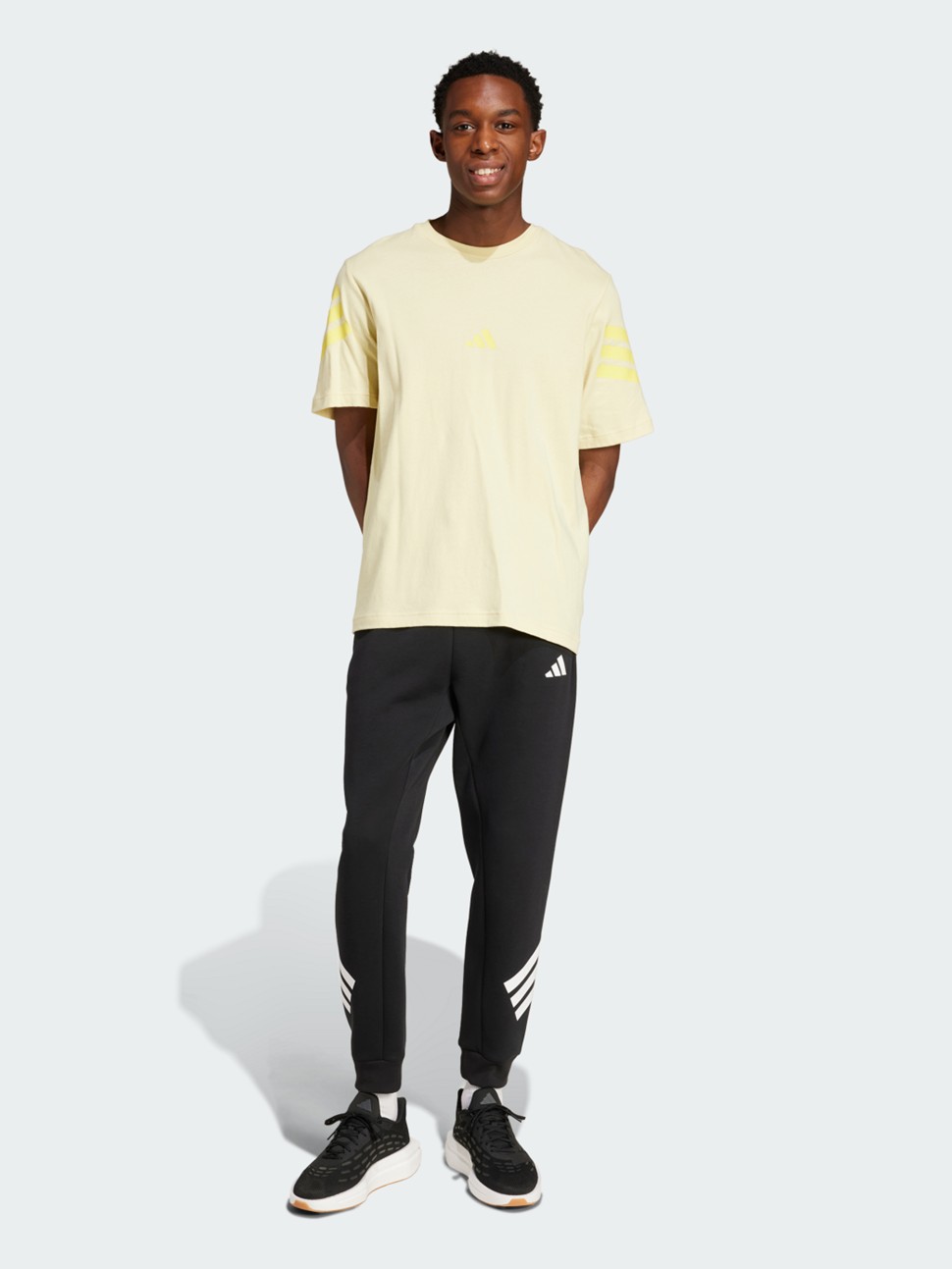Футболка мужская Adidas M FI 3S REG T желтая JD4871 — фото 7