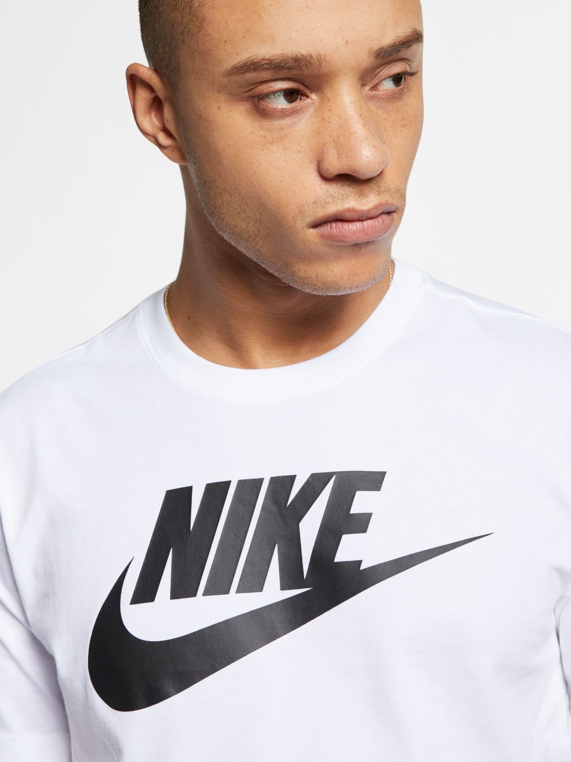 Футболка чоловіча Nike M NSW TEE ICON FUTURA біла AR5004-101 изображение 4