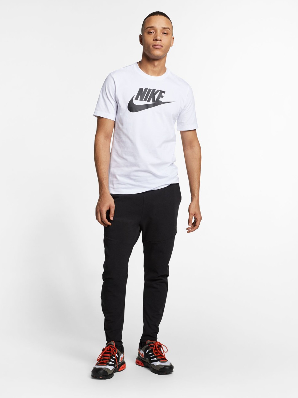 Футболка чоловіча Nike M NSW TEE ICON FUTURA біла AR5004-101 — фото 5