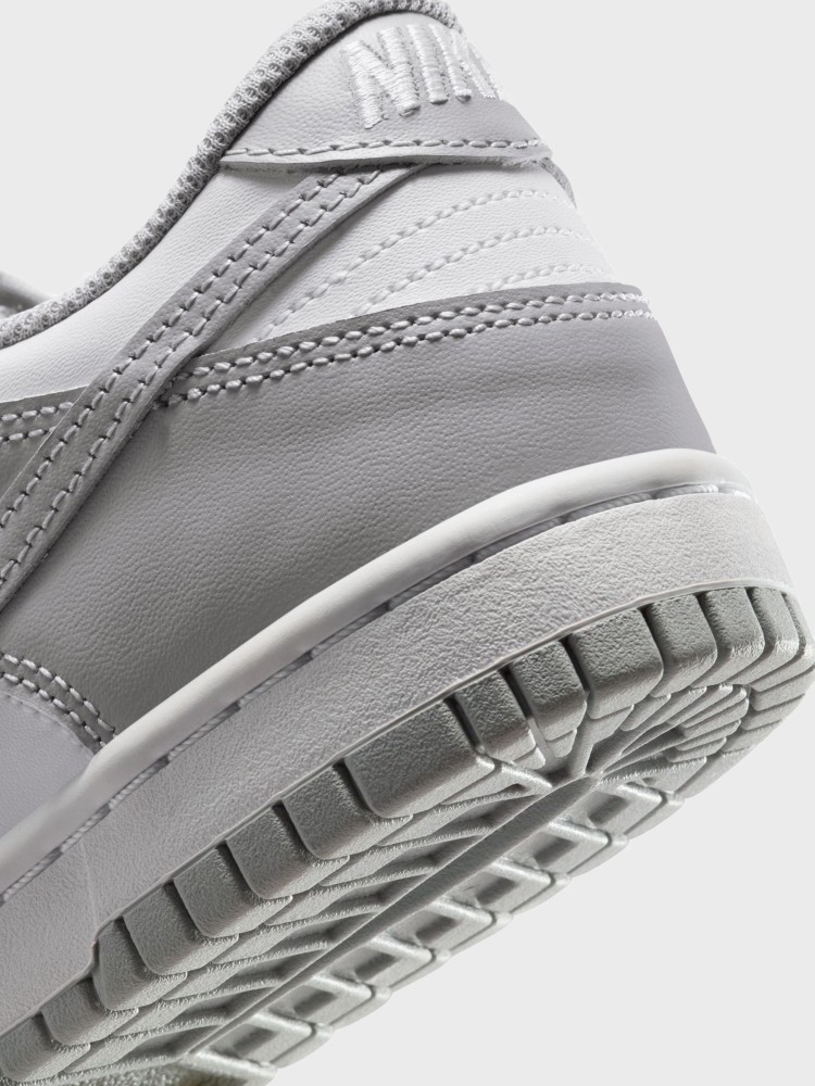 Кроссовки женские Nike DUNK LOW BG серые FB9109-123 изображение 5