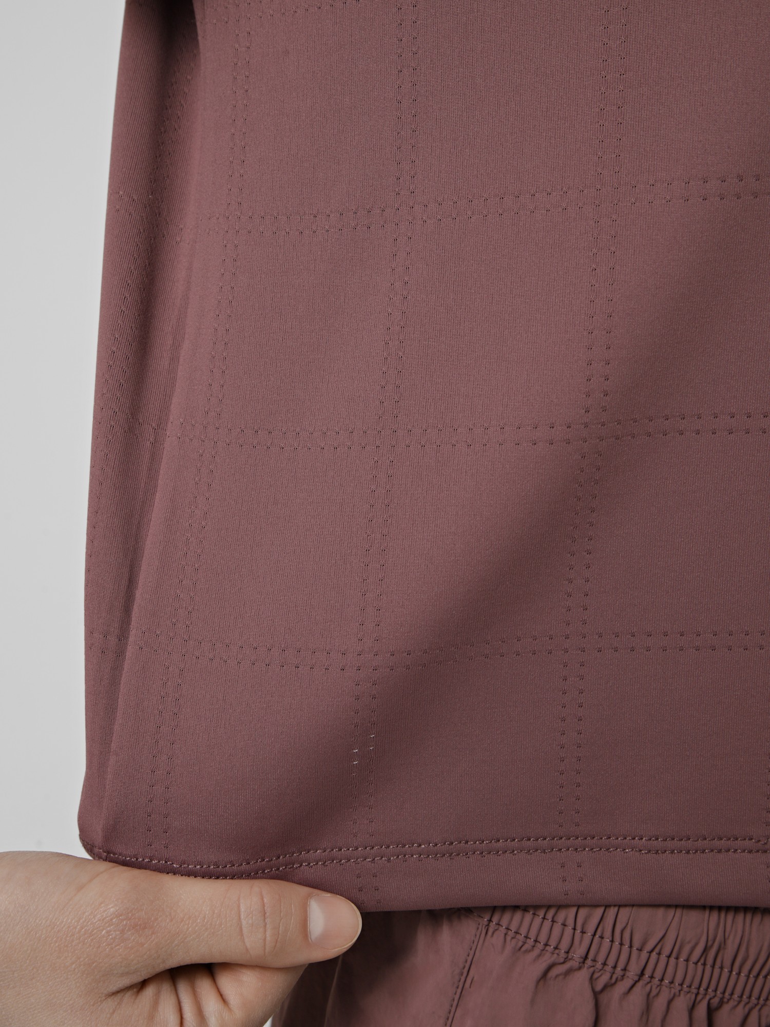 Футболка жіноча Larum Ayla бордова 172604-670 изображение 5