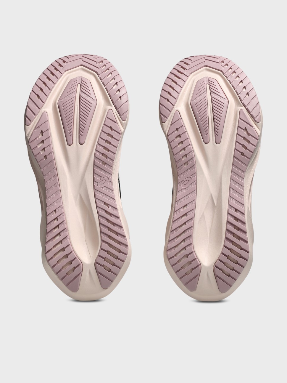 Кросівки жіночі Asics NOVABLAST 5 чорні 1012B765-003 — фото 7