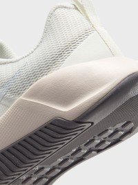 Кроссовки женские Nike W MC TRAINER 3 молочные FQ1830-120 изображение 5