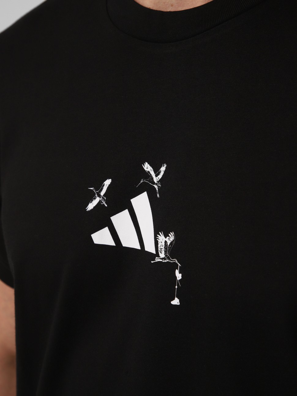 Футболка Adidas UKRAINE STORK чорна LF2631 — фото 4