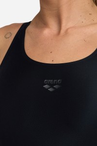 Купальник жіночий Arena SOLID O BACK SWIMSUIT чорний 005911-500 изображение 6