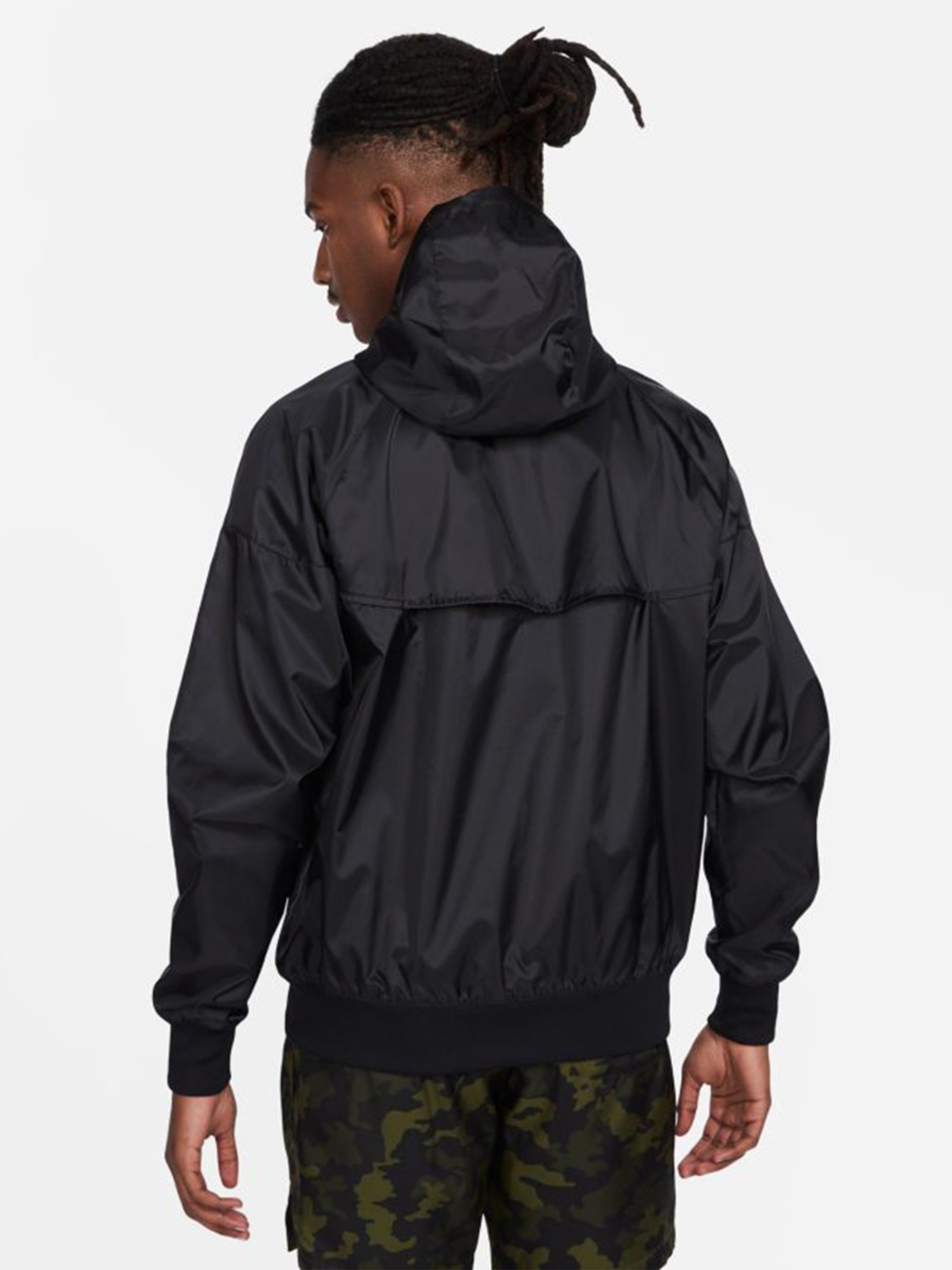 Ветровка мужская Nike M NK WVN LND WR HD JKT черная DA0001-010 изображение 3