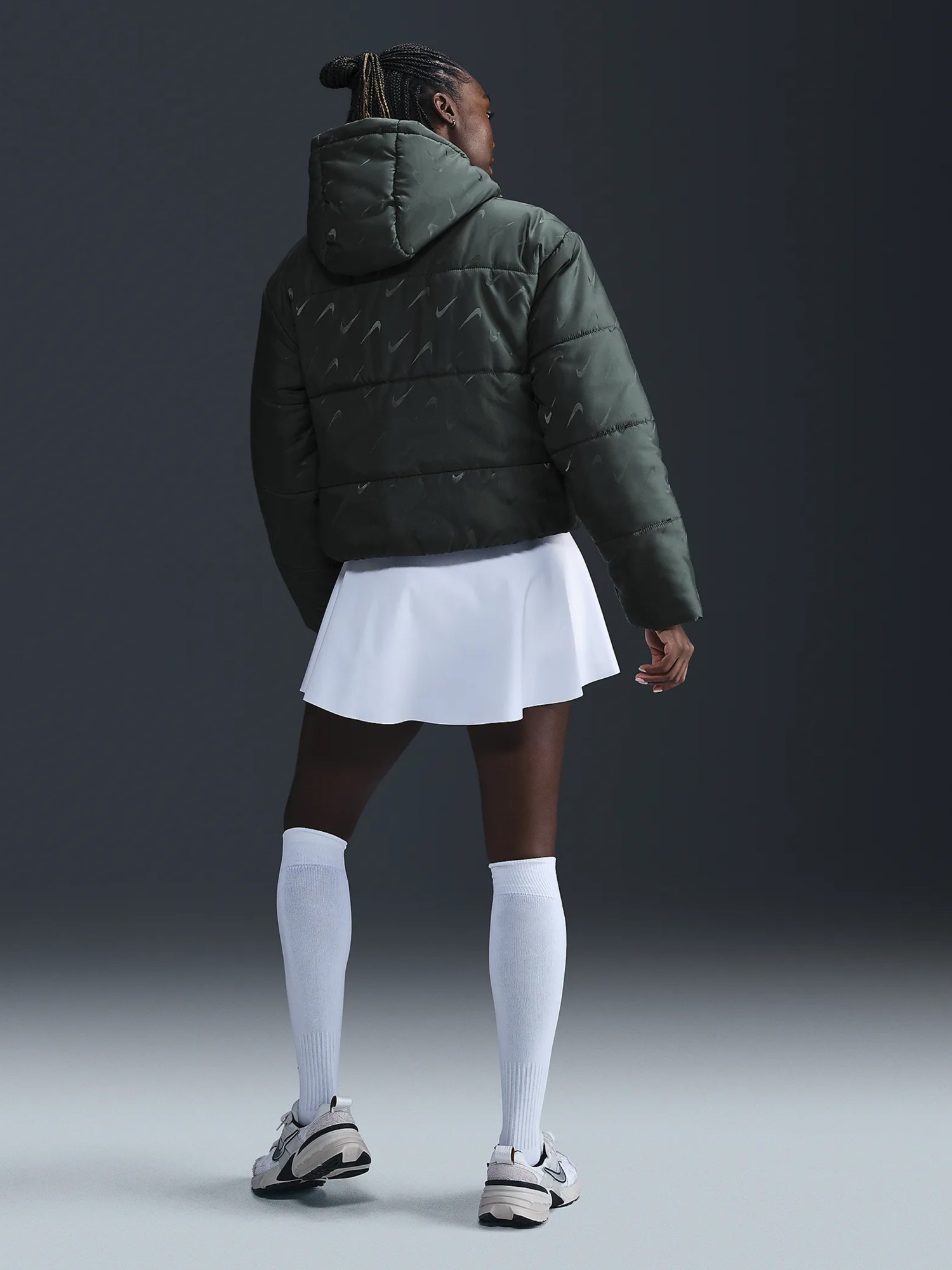 Куртка женская Nike W NSW TF SNFL NK CLSC PFR AOP зеленая FV7941-338 изображение 4