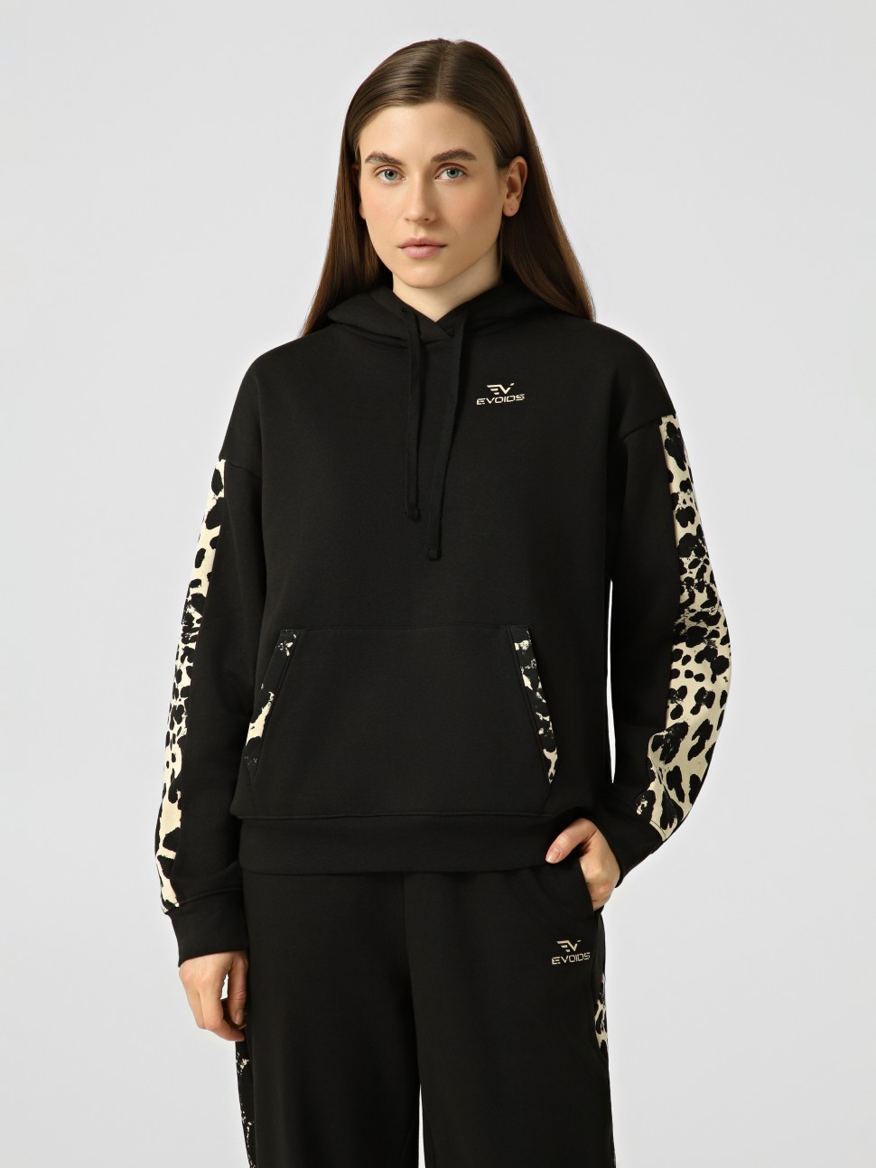 Толстовка женская Evoids Softie черная 602601-010 — фото 2 — Sport City Толстовка женская Evoids Softie черная 602601-010 — фото 2