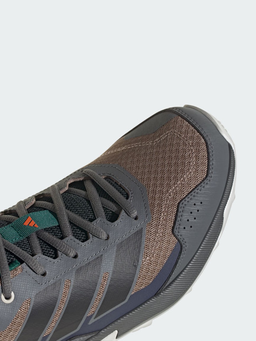 Кроссовки мужские Adidas TERREX EASTRAIL 3 коричневые KJ8951 — фото 6 — Sport City Кроссовки мужские Adidas TERREX EASTRAIL 3 коричневые KJ8951 — фото 6