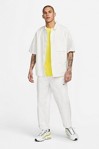Футболка чоловіча Nike M NSW CLUB TEE жовта AR4997-732 изображение 5