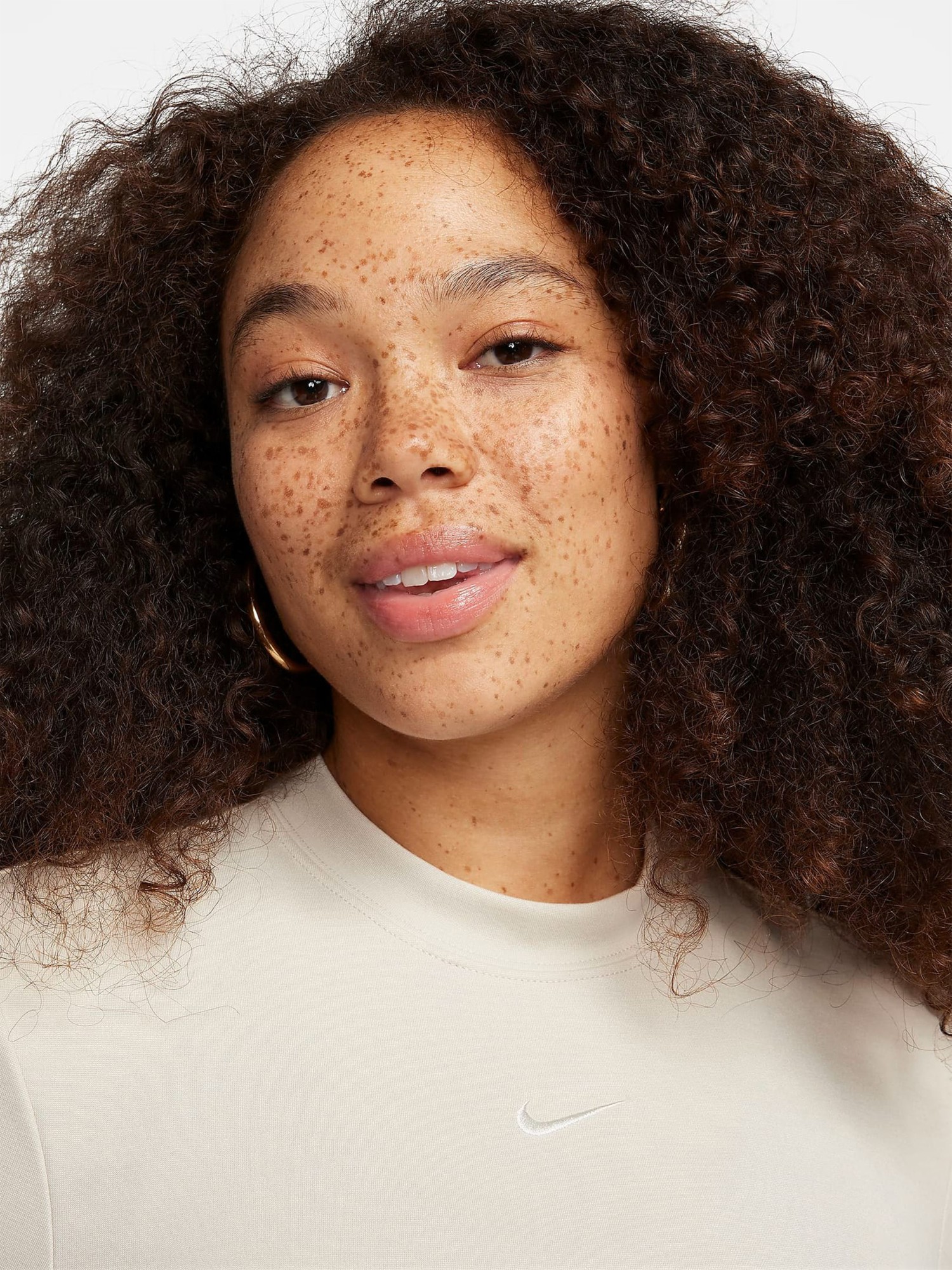 Платье женское Nike W NSW ESSNTL MIDI DRESS бежевое DV7878-104 изображение 6