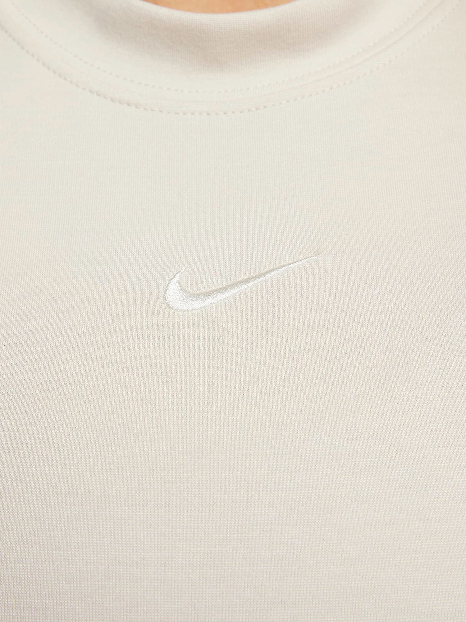 Платье женское Nike W NSW ESSNTL MIDI DRESS бежевое DV7878-104 изображение 7