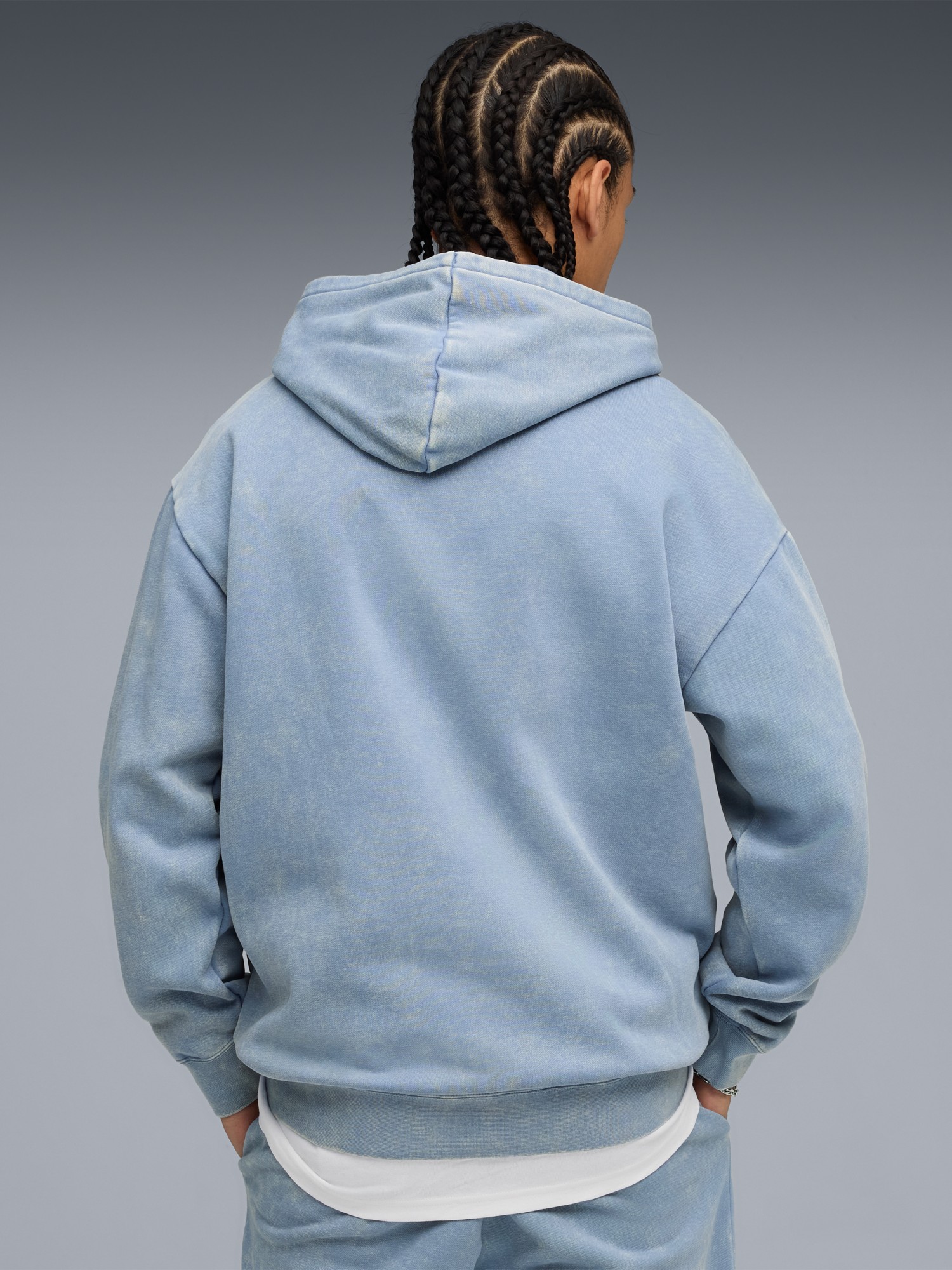 Толстовка чоловіча Puma ESS ELEVATED Wash Hoodie блакитна 68804934 изображение 3