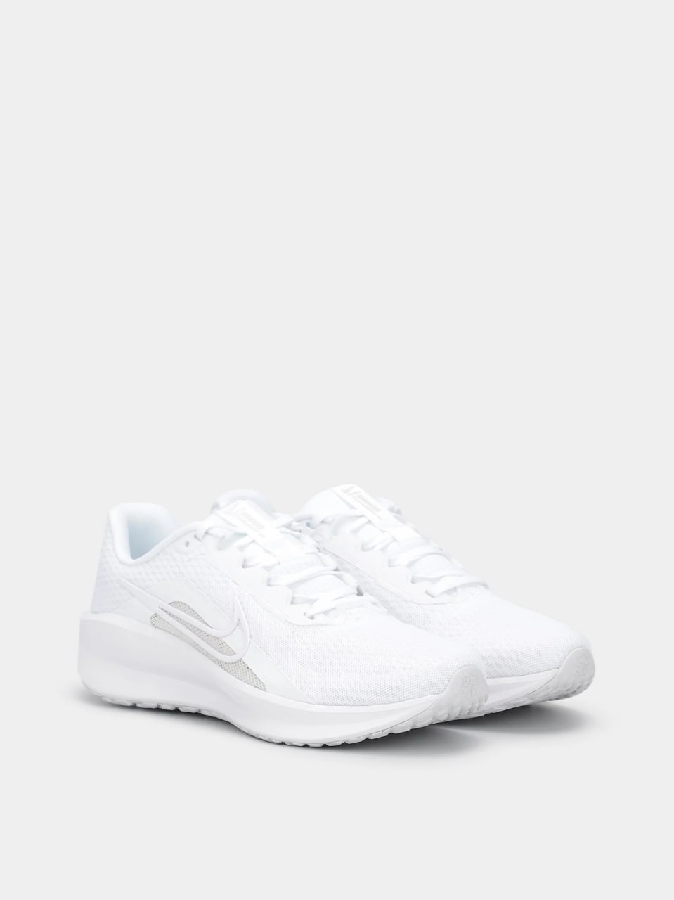 Кросівки чоловічі Nike DOWNSHIFTER 13 білі FD6454-100 — фото 4
