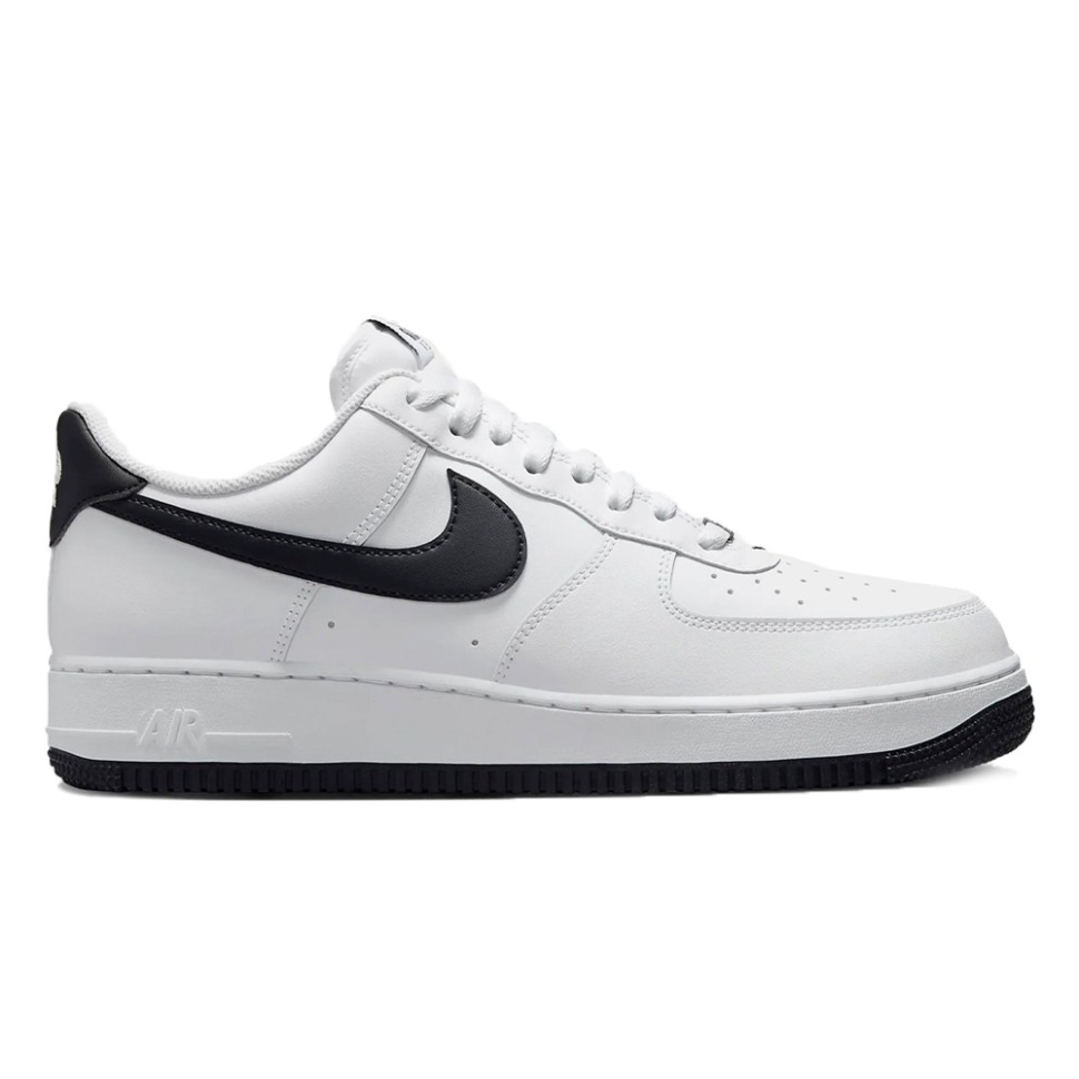 Кросівки чоловічі Nike AIR FORCE 1 07 білі FQ4296-101 изображение 1