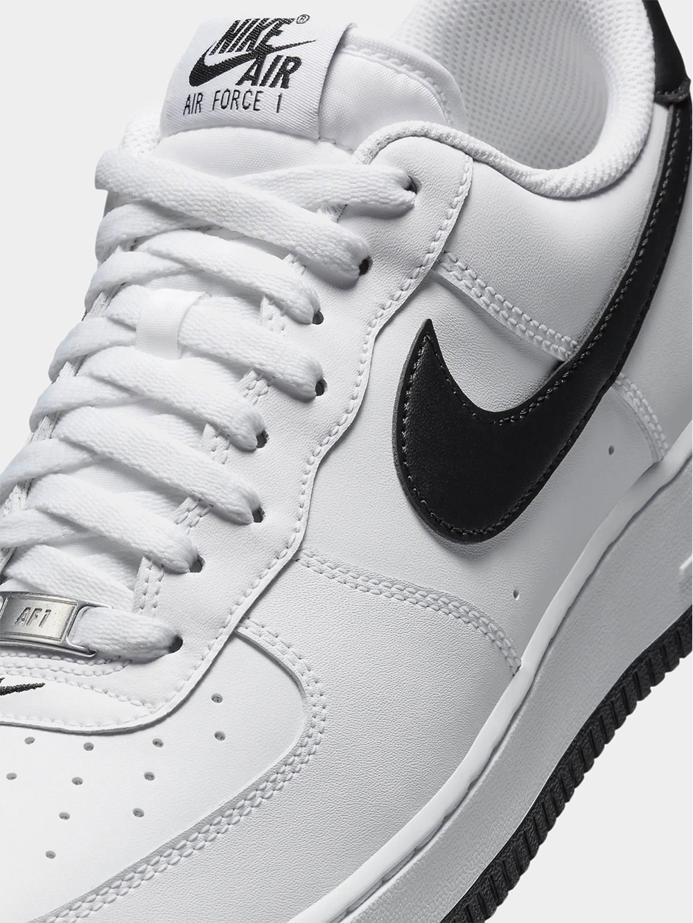 Кросівки чоловічі Nike AIR FORCE 1 07 білі FQ4296-101 изображение 5