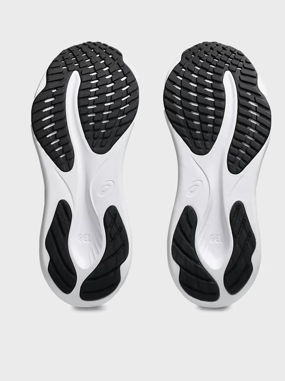 Кросівки чоловічі Asics GEL-PULSE 16 чорні 1011B962-001 — фото 8