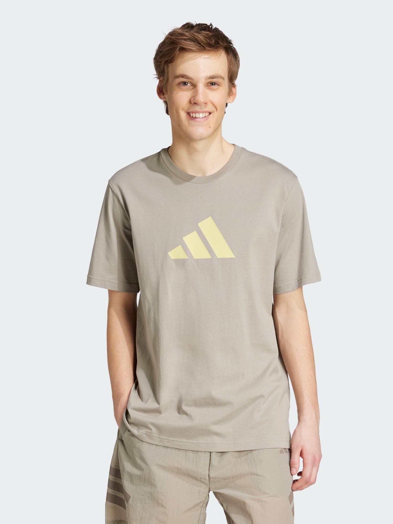 Футболка мужская Adidas M FI 3BAR TEE бежевая JD4915 изображение 2