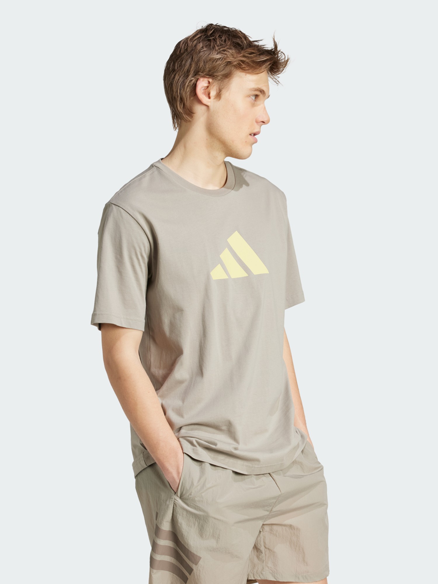 Футболка мужская Adidas M FI 3BAR TEE бежевая JD4915 изображение 4