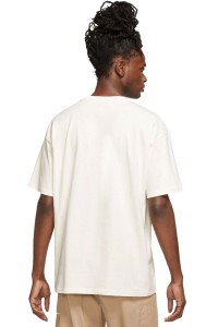Футболка чоловіча Nike M NSW TEE M90 BRING IT OUT HBR молочна FB9809-133 изображение 3