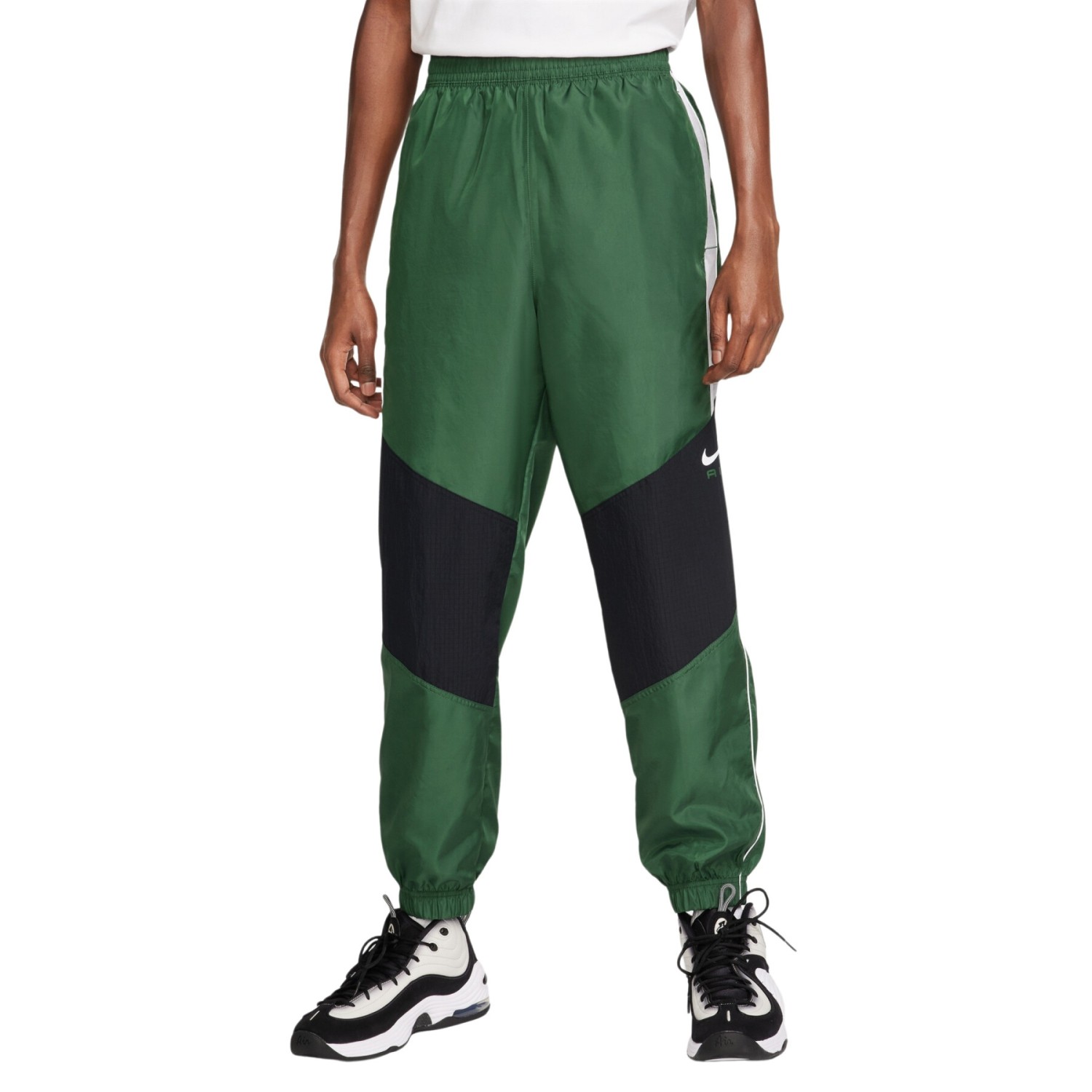 Брюки мужские Nike M NSW SW AIR PANT WV зеленые FN7688-323