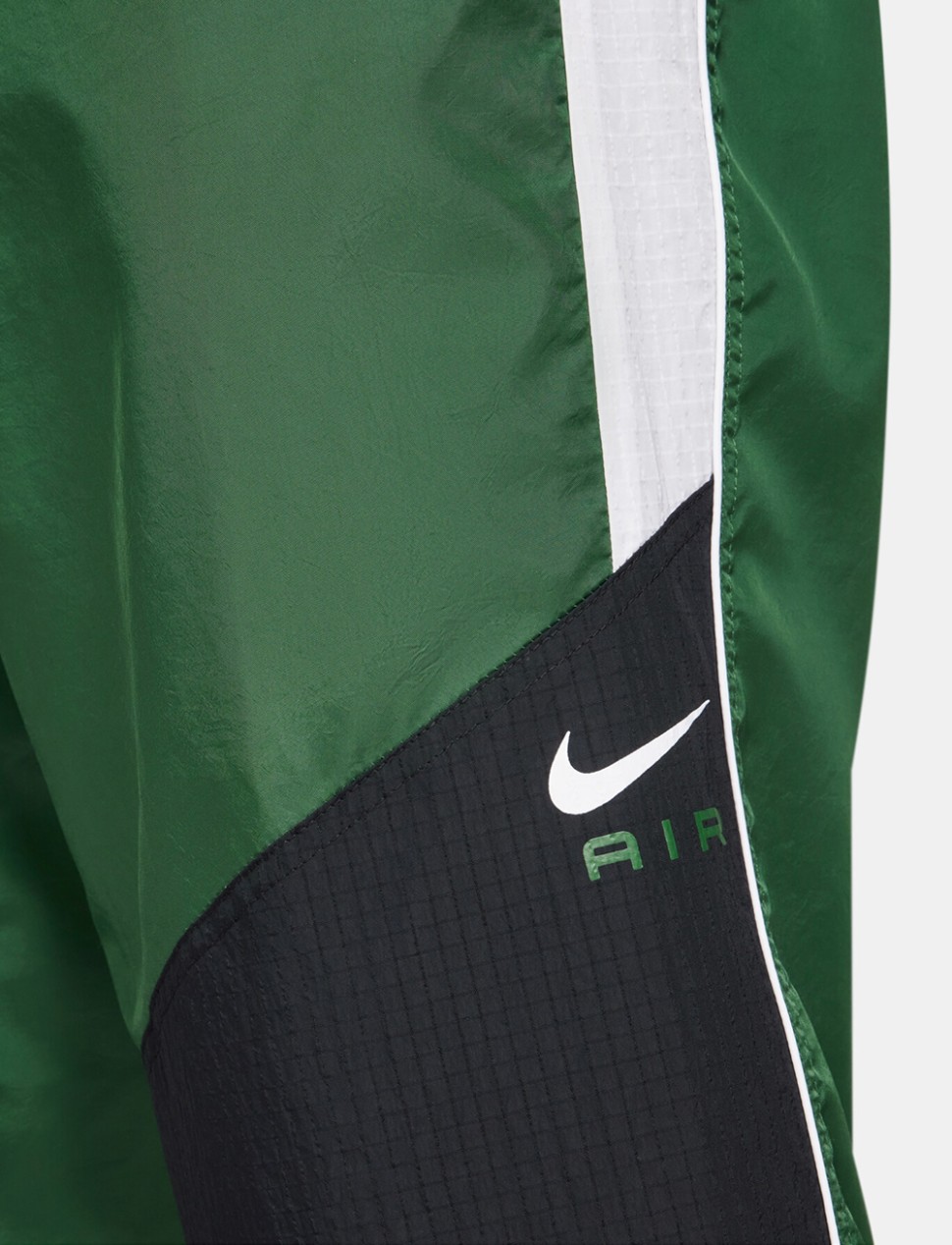 Штани чоловічі Nike M NSW SW AIR PANT WV зелені FN7688-323 — фото 8