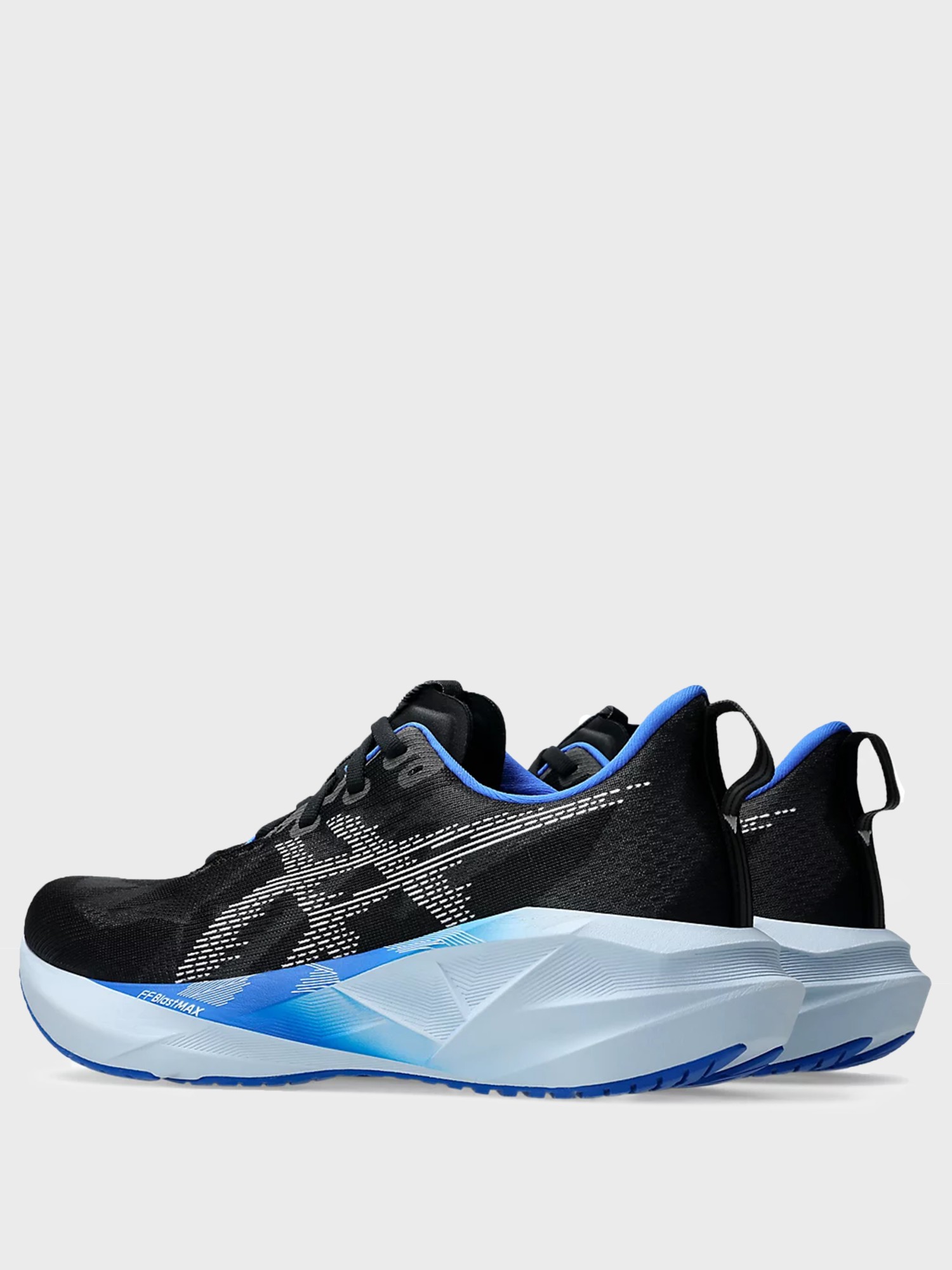 Кросівки чоловічі Asics NOVABLAST 5 чорні 1011B974-001 изображение 4