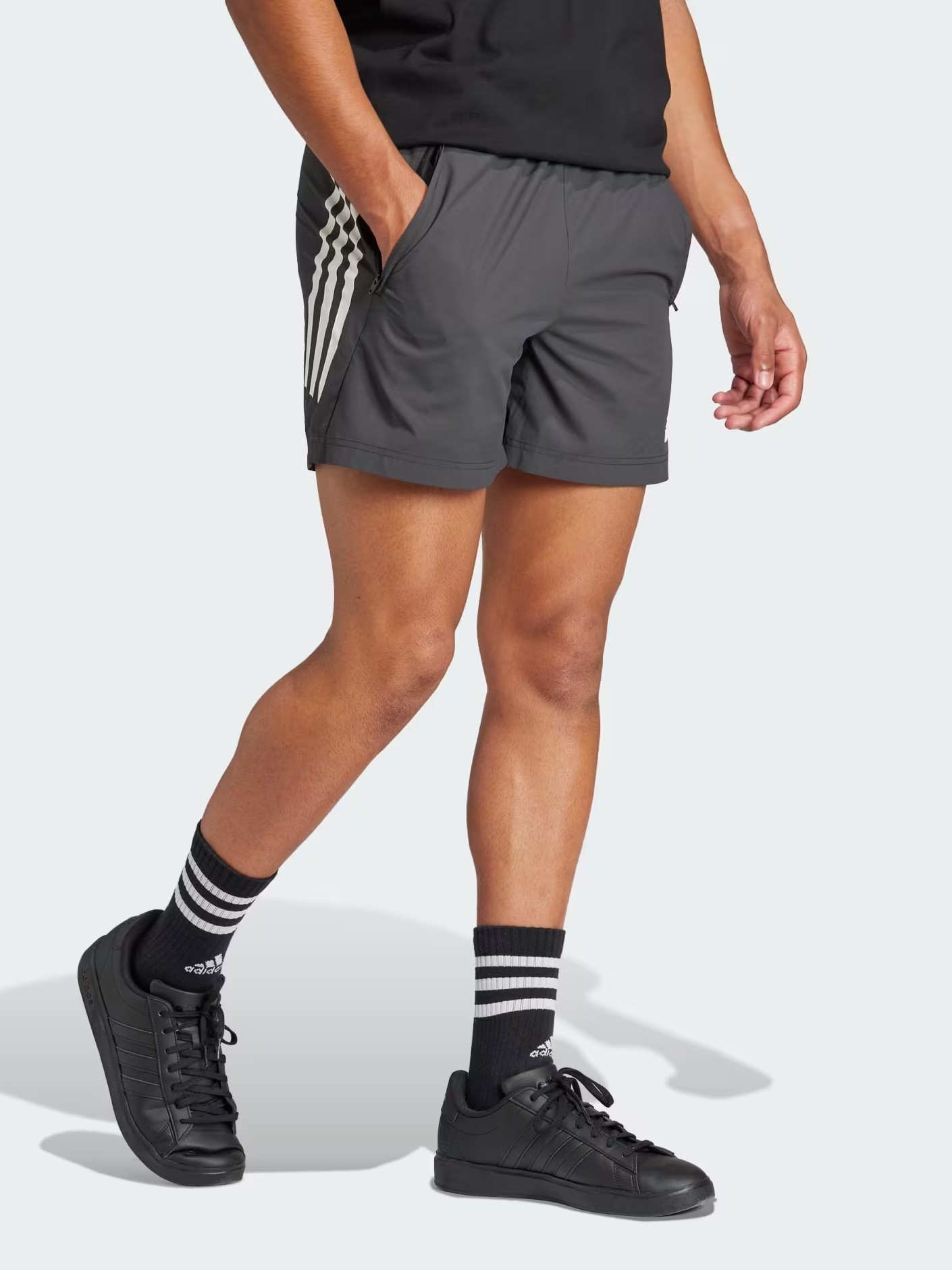 Шорты мужские Adidas M FI WV SHORT черные IR9221 изображение 3