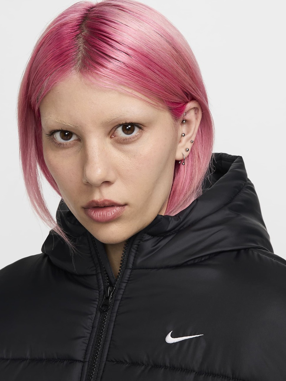 Куртка жіноча Nike W NSW TF SYNFL NK CLSC PFR чорна FZ5899-010 — фото 4