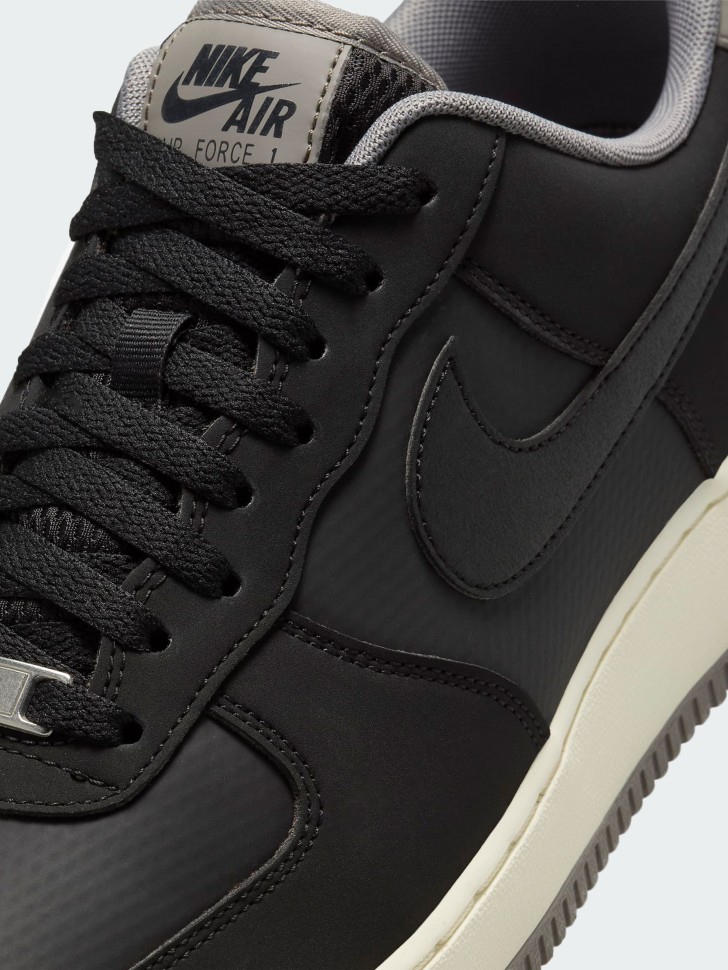 Кроссовки мужские Nike AIR FORCE 1 07 LV8 черные FZ5225-001 изображение 6